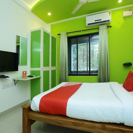 Hotel Oyo 9557 Near Kims Hospital Thiruvananthapuram Esterno foto